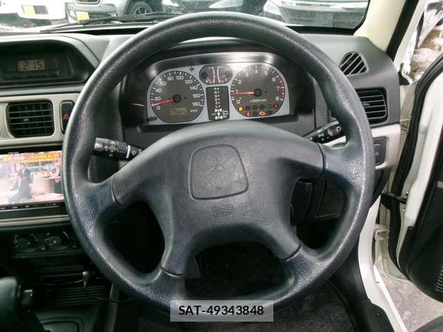 Mitsubishi PAJERO IO 2006-05 4976023-23