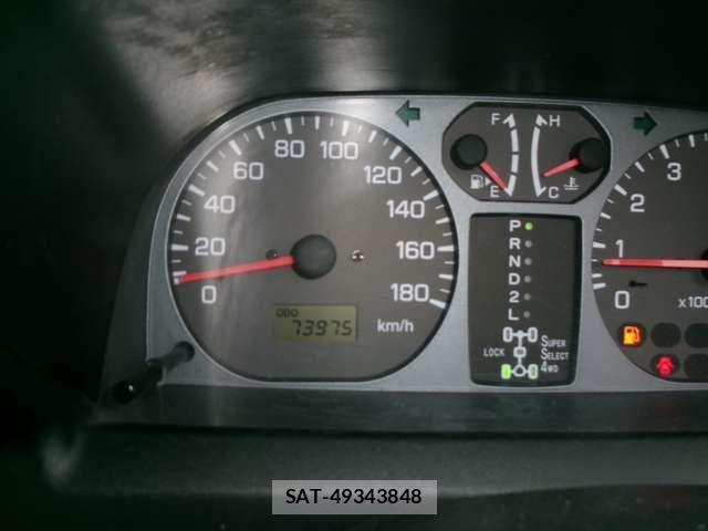 Mitsubishi PAJERO IO 2006-05 4976023-24