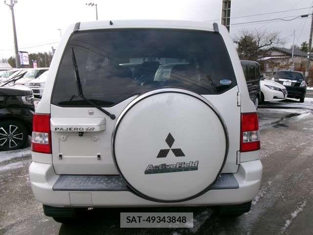 Mitsubishi PAJERO IO 2006-05 4976023-5