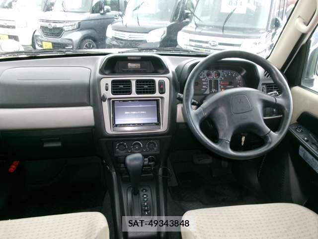 Mitsubishi PAJERO IO 2006-05 4976023-8