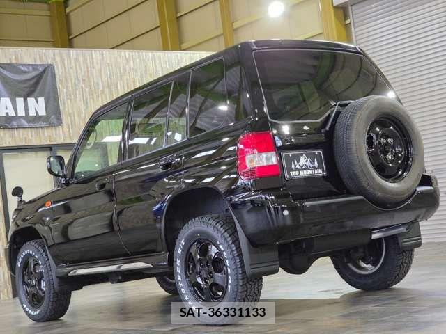 Mitsubishi PAJERO IO 2001-11 6910984-3