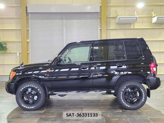 Mitsubishi PAJERO IO 2001-11 6910984-8