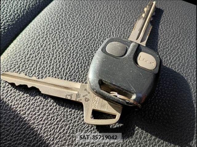 Mitsubishi PAJERO IO 2003-04 7878705-19