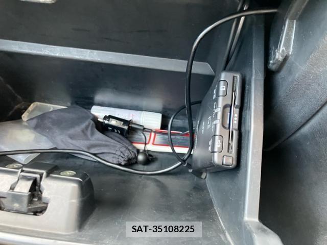 Mitsubishi PAJERO IO 2006-08 8037528-21
