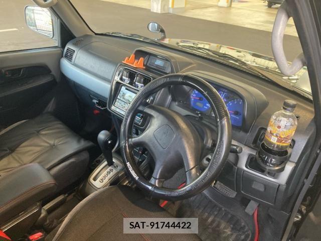 Mitsubishi PAJERO IO 2002-05 8368044-13