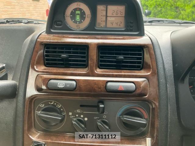 Mitsubishi PAJERO JR 1998-03 8037530-24