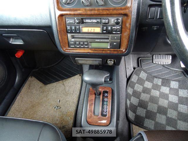 Mitsubishi PAJERO JR 1998-02 8660931-9