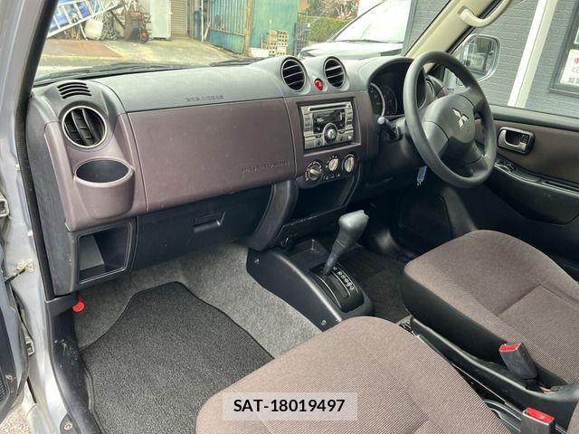 Mitsubishi PAJERO MINI 2012-02 803981-18