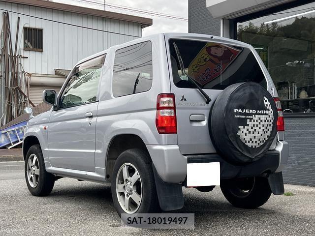 Mitsubishi PAJERO MINI 2012-02 803981-1