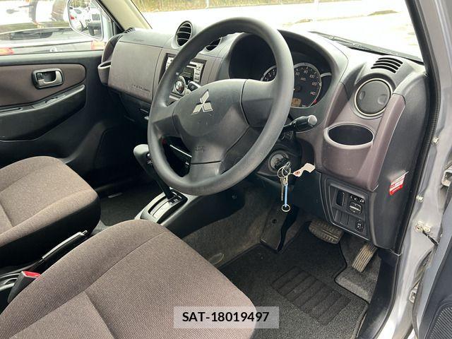 Mitsubishi PAJERO MINI 2012-02 803981-7