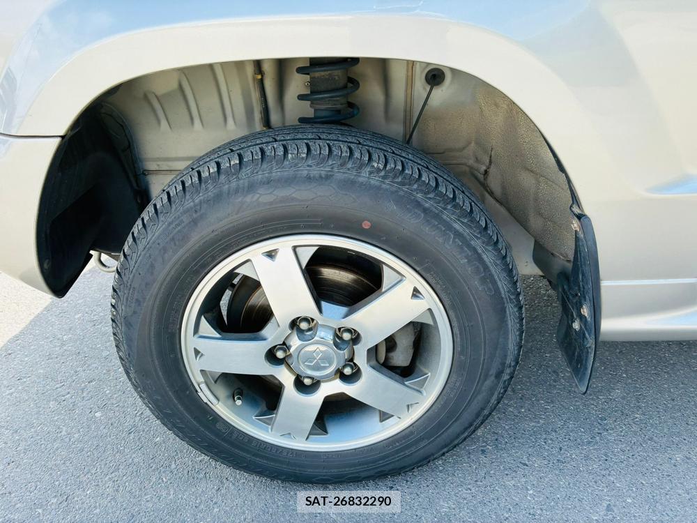 Mitsubishi PAJERO MINI 2005-09 7860323-26