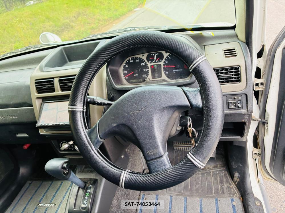 Mitsubishi PAJERO MINI 2007-07 8144178-12