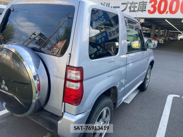 Mitsubishi PAJERO MINI 2011-10 8368046-10