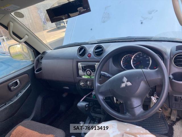 Mitsubishi PAJERO MINI 2011-10 8368046-17