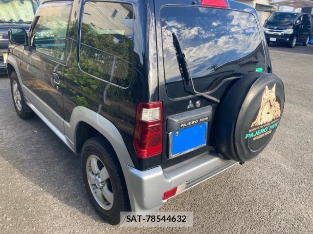 Mitsubishi PAJERO MINI 2006-03 8797082-3