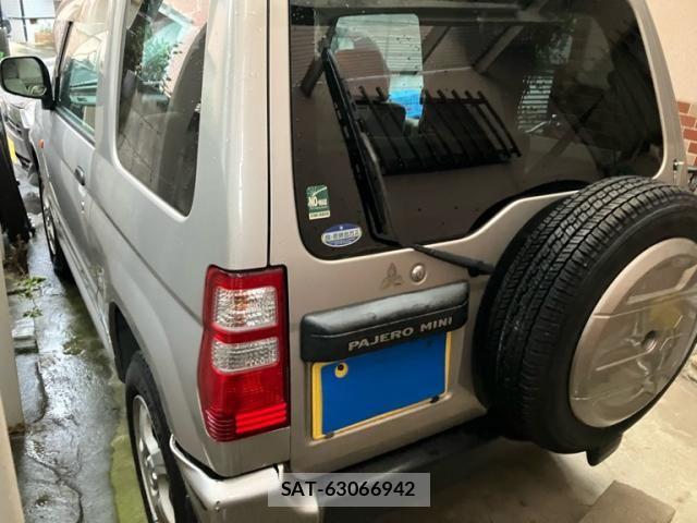 Mitsubishi PAJERO MINI 2004-03 8850319-10