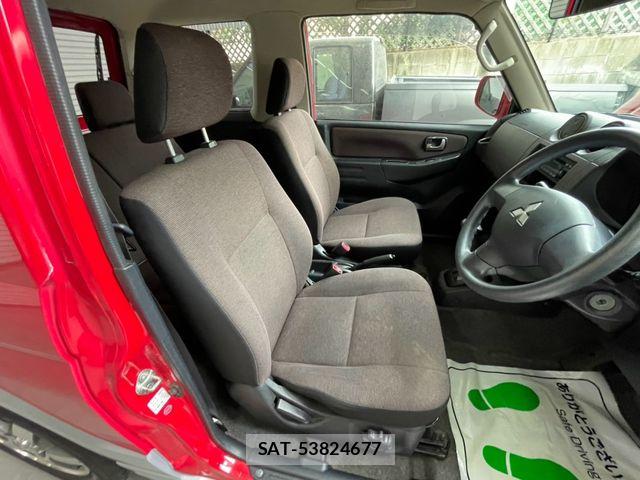 Mitsubishi PAJERO MINI 2009-09 8849047-11