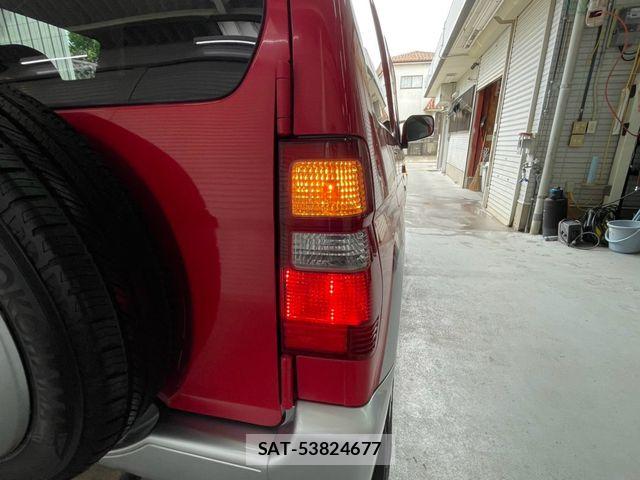 Mitsubishi PAJERO MINI 2009-09 8849047-6