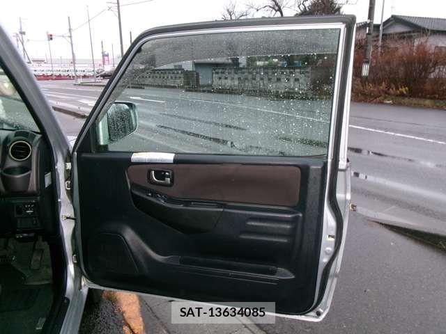 Mitsubishi PAJERO MINI 2010-12 2319934-19