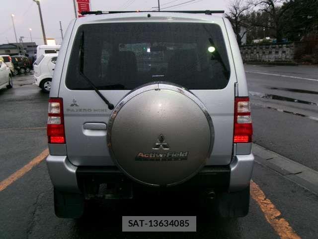 Mitsubishi PAJERO MINI 2010-12 2319934-5