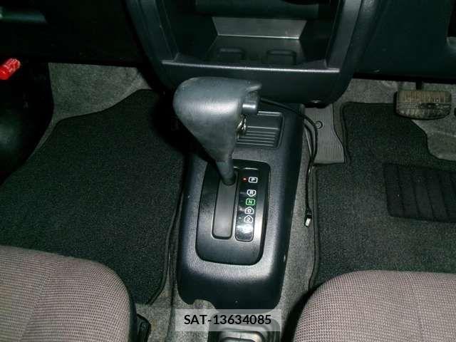 Mitsubishi PAJERO MINI 2010-12 2319934-8