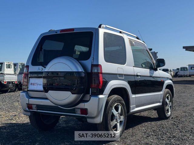 Mitsubishi PAJERO MINI 2006-01 4976045-7