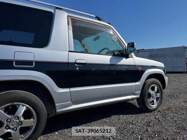 Mitsubishi PAJERO MINI 2006-01 4976045-8