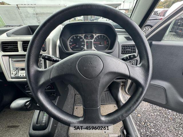 Mitsubishi PAJERO MINI 2004-06 6305846-13