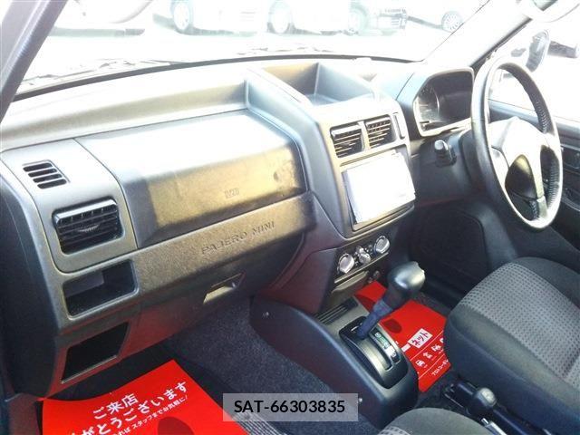 Mitsubishi PAJERO MINI 2005-07 6910988-6