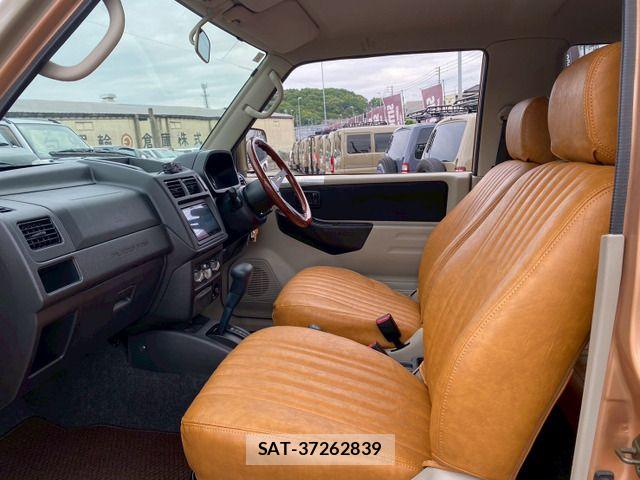 Mitsubishi PAJERO MINI 2005-06 7223372-13