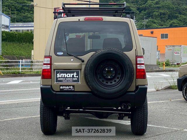 Mitsubishi PAJERO MINI 2005-06 7223372-6