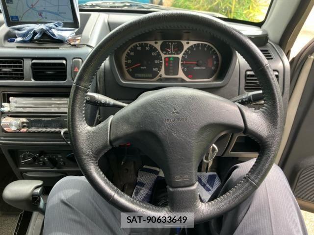 Mitsubishi PAJERO MINI 2002-03 7215723-18