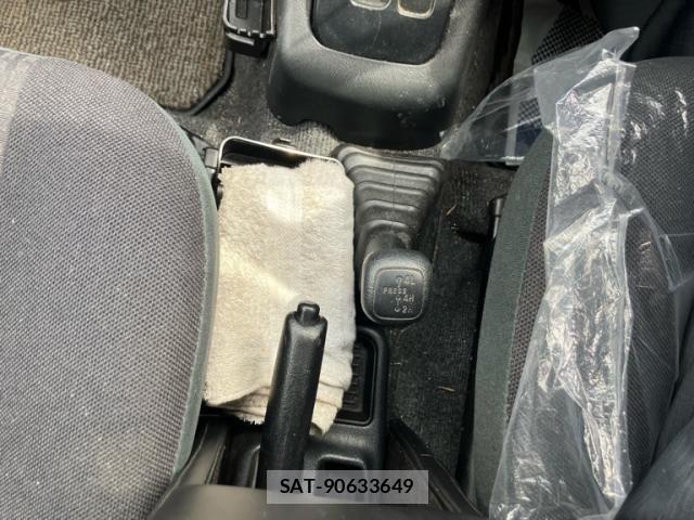Mitsubishi PAJERO MINI 2002-03 7215723-20