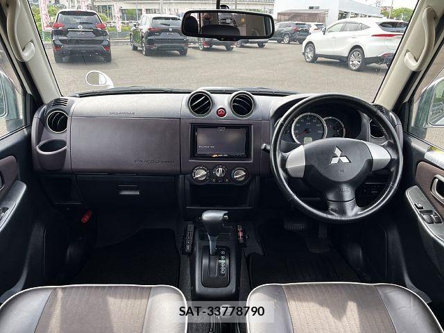 Mitsubishi PAJERO MINI 2011-01 7223377-1