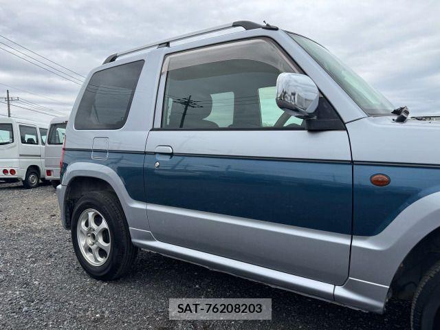 Mitsubishi PAJERO MINI 2006-02 7223371-9