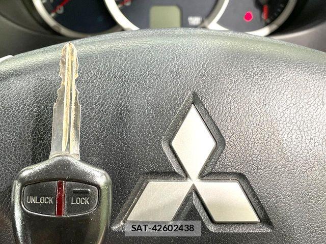 Mitsubishi PAJERO MINI 2012-06 7393485-4