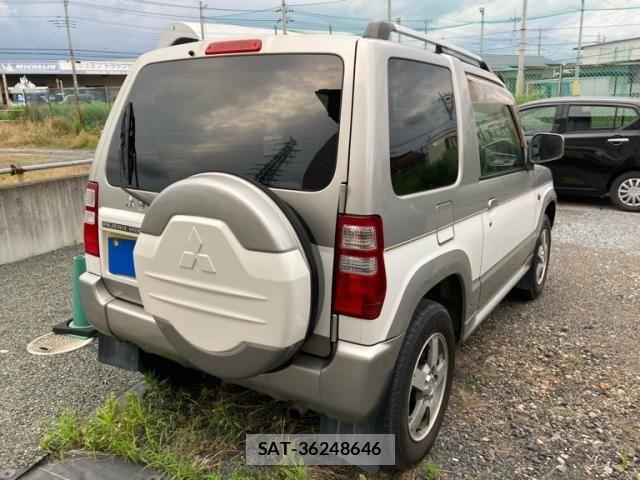 Mitsubishi PAJERO MINI 2004-03 7393494-1