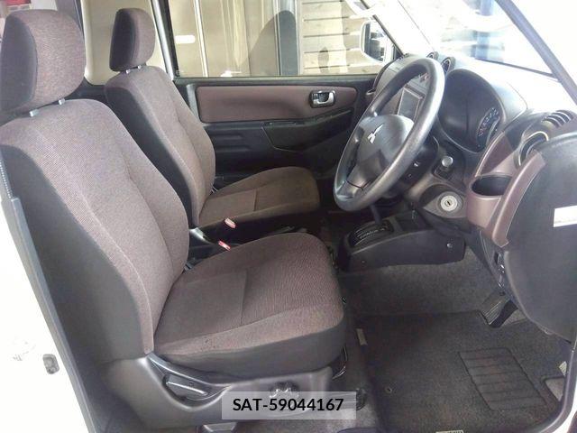 Mitsubishi PAJERO MINI 2011-05 7456689-9
