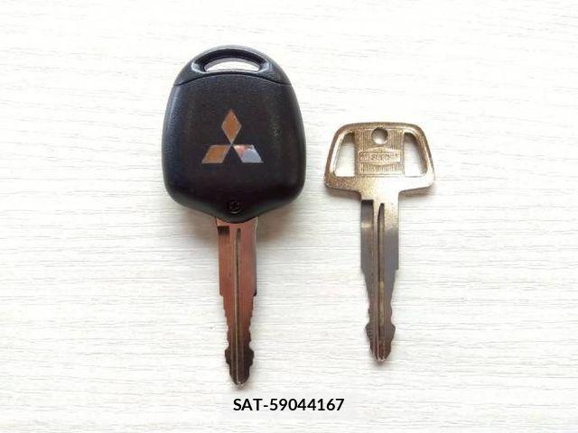 Mitsubishi PAJERO MINI 2011-05 7456689-29