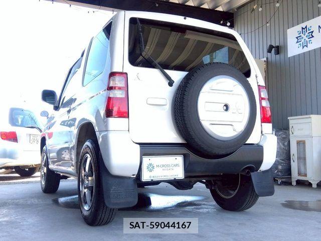 Mitsubishi PAJERO MINI 2011-05 7456689-4