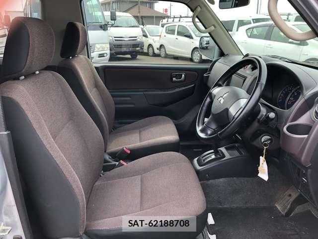 Mitsubishi PAJERO MINI 2009-01 7980525-9