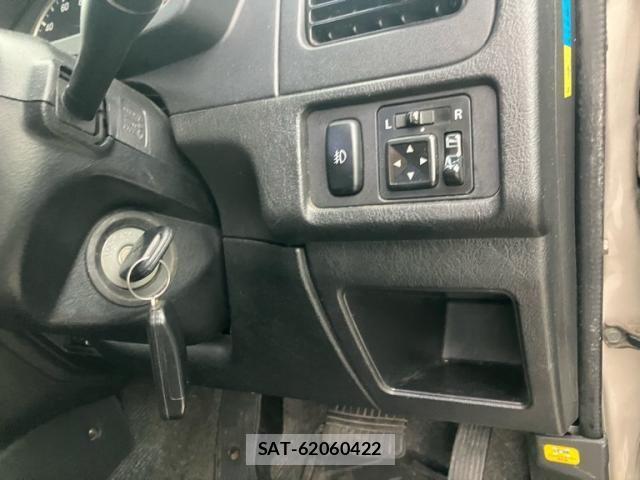 Mitsubishi PAJERO MINI 2004-03 8037538-20