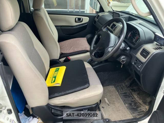 Mitsubishi PAJERO MINI 2007-10 8158988-9