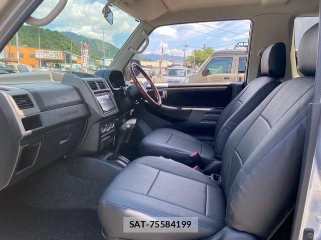 Mitsubishi PAJERO MINI 2007-02 8209467-13