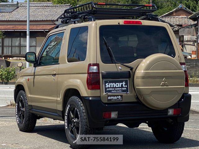 Mitsubishi PAJERO MINI 2007-02 8209467-7