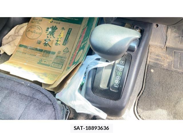 Mitsubishi PAJERO MINI 2009-06 8368045-16