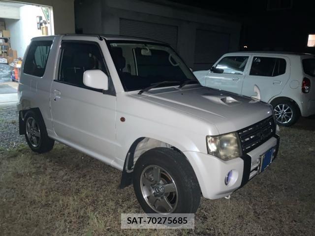 Mitsubishi PAJERO MINI 2011-07 8372023-2