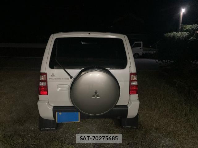 Mitsubishi PAJERO MINI 2011-07 8372023-3