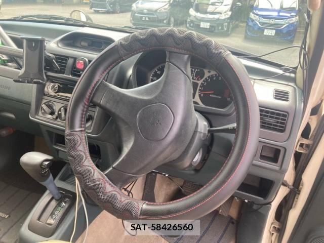 Mitsubishi PAJERO MINI 1999-01 8414280-16