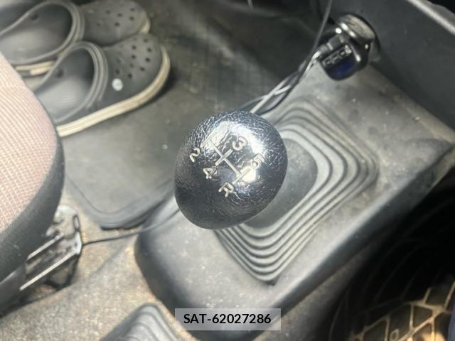 Mitsubishi PAJERO MINI 2012-03 8414288-9